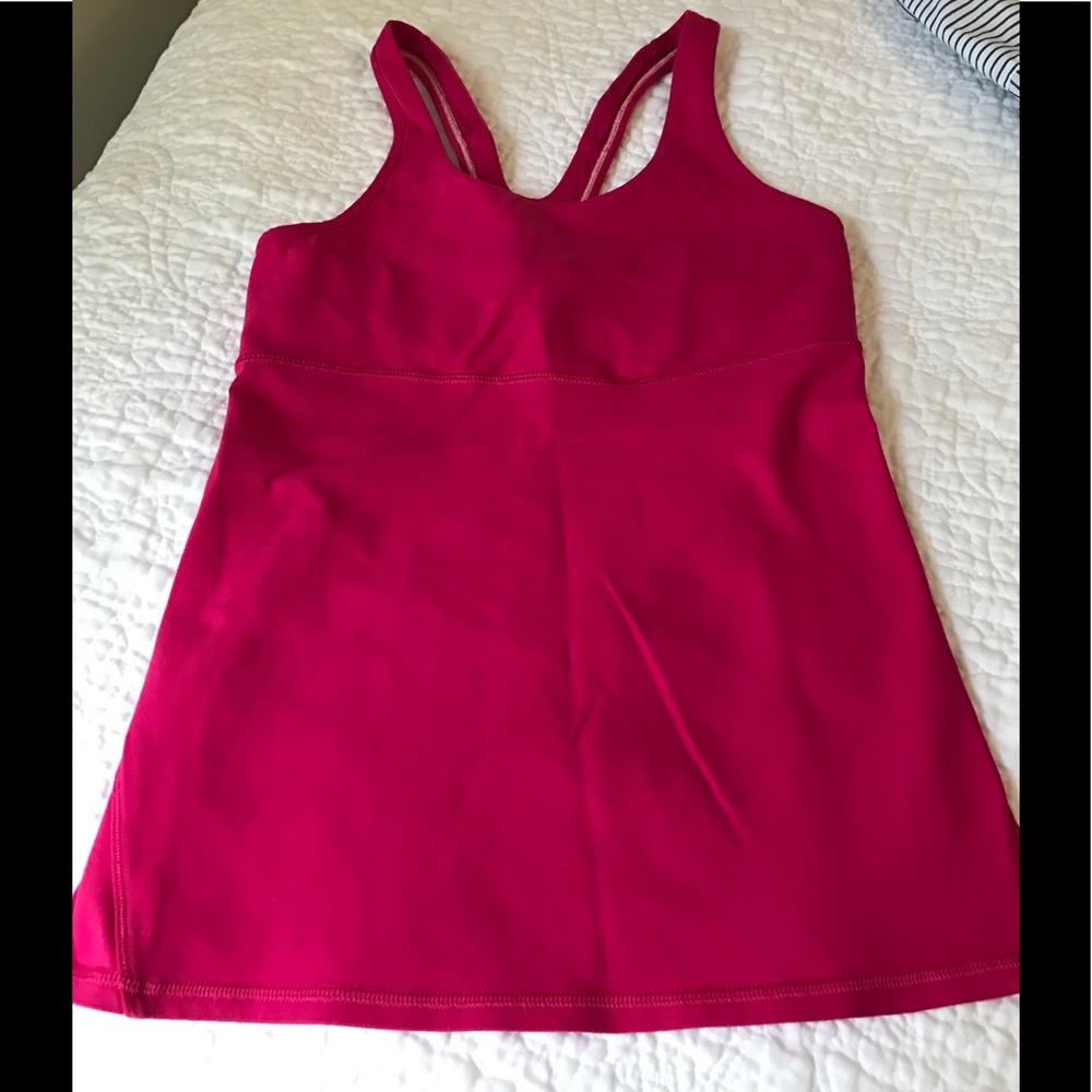Lululemon workout tank